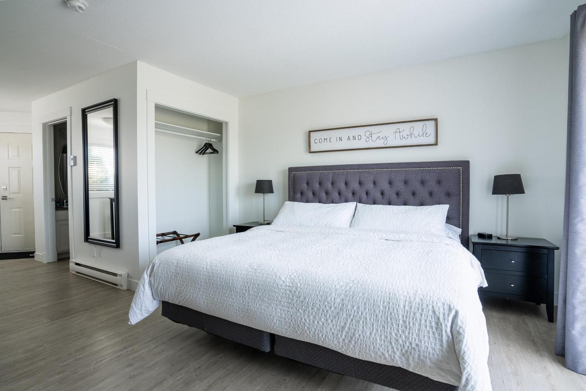 Crawford View Villa Kelowna Exterior photo